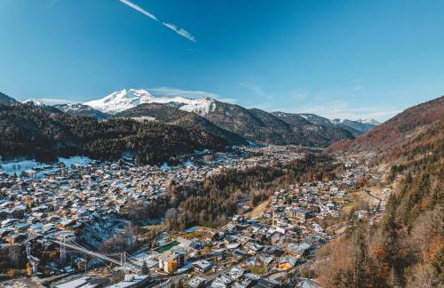 2 bed Chalet, sleeps 5 with shared pool - Morzine - Foto 24