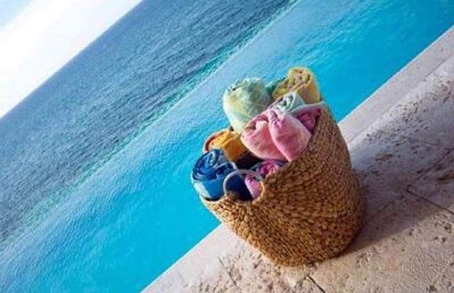 Je Suis Jamaica - 4 B R Beachfront Villa w Staff - Photo 7