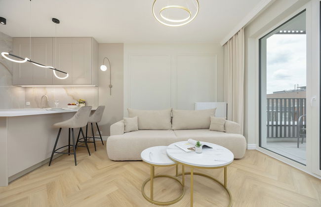 Żupnicza Apartment Warsaw by Renters - Photo 1