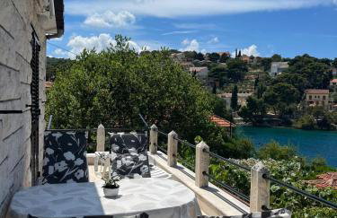 Sunset by the sea - Photo 9