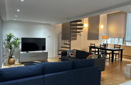 Designer Soho Loft - Photo 5
