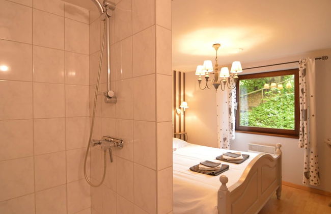 Beautiful Chalet Near the Forest in Malmedy - Foto 19
