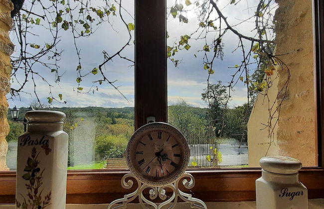 Holiday Home in Haute-vienne Near Nature Park - Foto 8