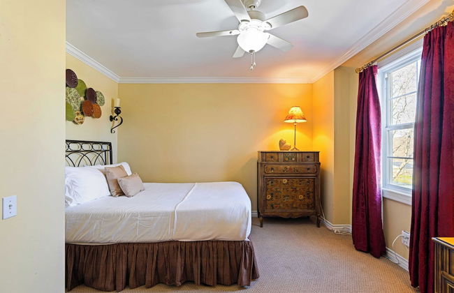 Victorian Manor In Paso Robles Wine Country + Pool, Hot Tub, Firepit, Tennis Court Sleeps 28 - Photo 63