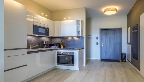 Sonnenblume in der Seefahrtschule - Foto 5