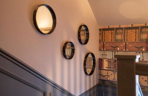 The Falcon - Foto 12