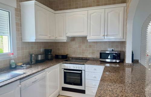 Amplia villa en El Ràfol d'Almúnia - ES-373-48 - Foto 8