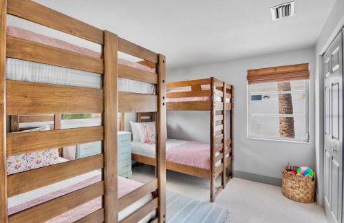 Coastal Charm - Photo 26