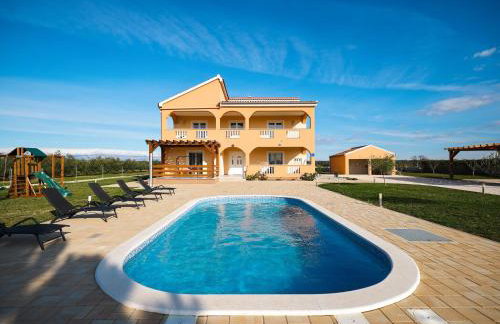 Holiday Home in Prkos With Private Pool - Foto 80