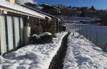 LES FONTANILLES odeillo chalet 60 WIFI & PARKING gratuit exposé plein sud & plein pied , draps & serviettes de toilettes non inclus, sabanas y toallas no incluidos - Foto 12