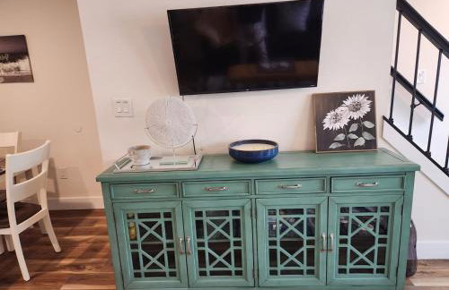 Fairview Terrace-Brand New 3BDRM, Central Location - Foto 16