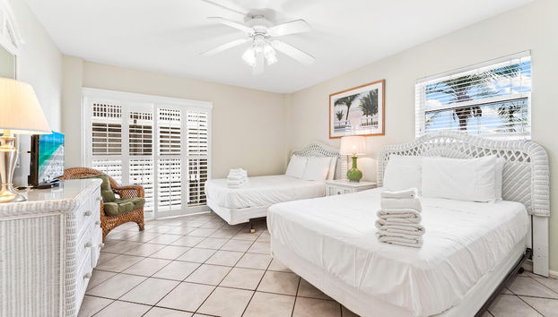 Crescent Arms by Beachside Management - Foto 2, Habitación