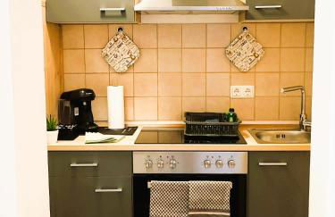 CJS Apartments - Chill or Drive am Nürburgring, new Box Spring Beds, new furniture, WLan, Spacious Rooms, Quiet Location - Foto 17