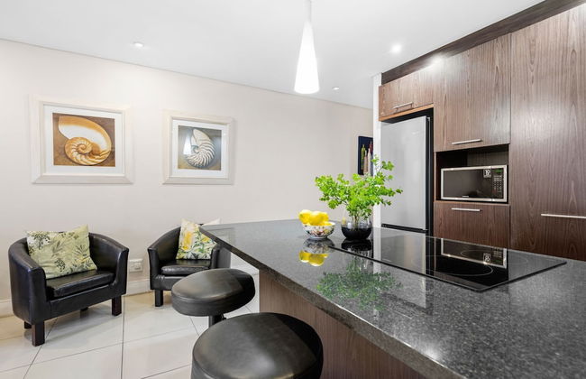 Eden on the Bay 150 by HostAgents - Photo 9