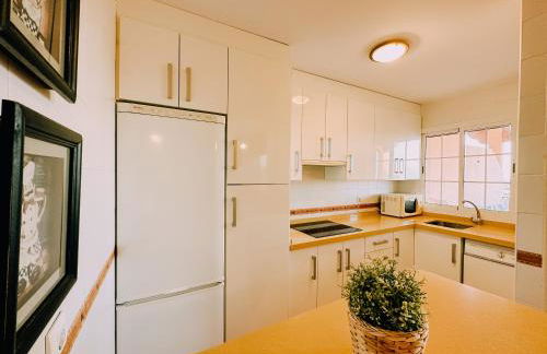 Mika's House Pool - Foto 15