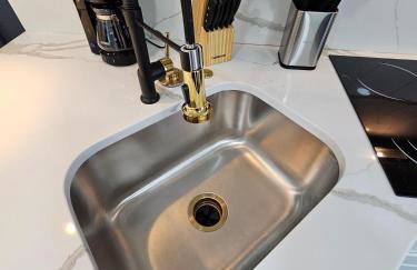 The Hideaway DT Orlando Tiny Home w Free Parking - Foto 61