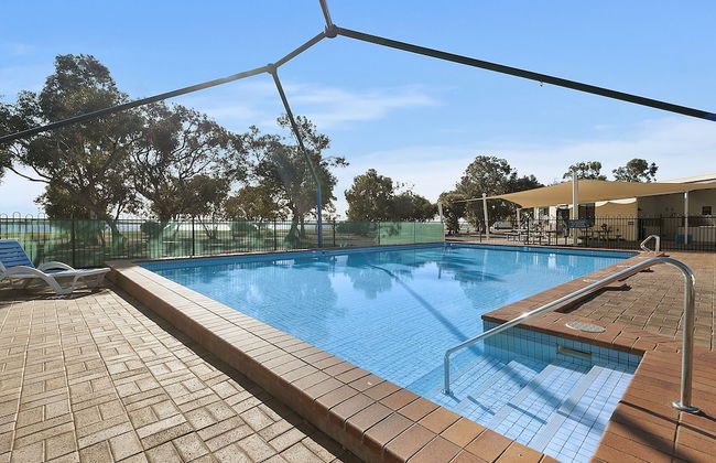 Port Broughton Tourist Park - Photo 45