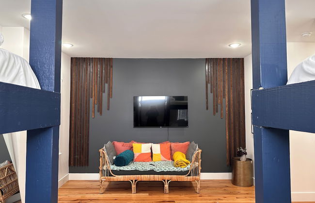 Boutique Chic - Photo 19