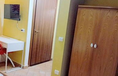 Casa Happy - La mansarda del sorriso con parcheggio privato a Valcorrente - Foto 49
