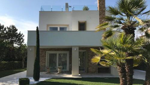 Beautiful Modern Villa in Albarella by Beahost - Foto 4, Garden