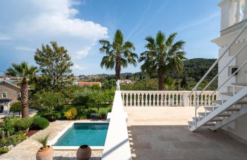 Aurora Lukorana - Photo 12