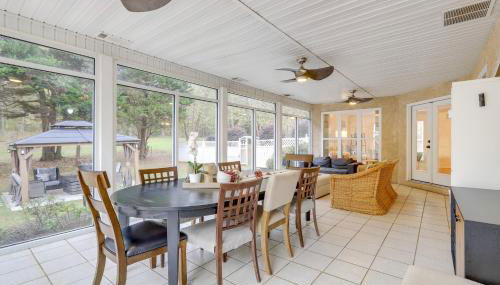 Spacious Stockbridge Manor Pool Table, 2 Kitchens - Foto 3