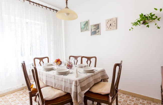 Spacious Holiday Home near Sea - Foto 15