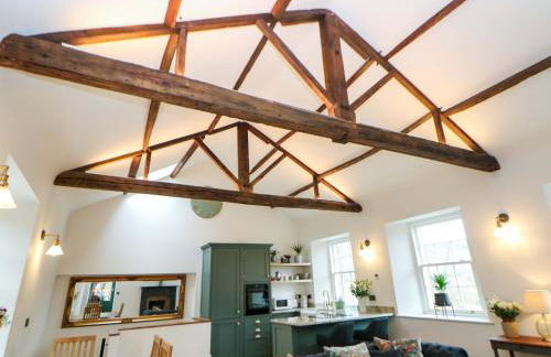 The Reading Room - Photo 12