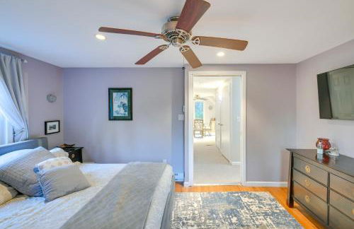 Cozy Dix Hills Apt with Deck about 7 Mi to Beach! - Photo 15