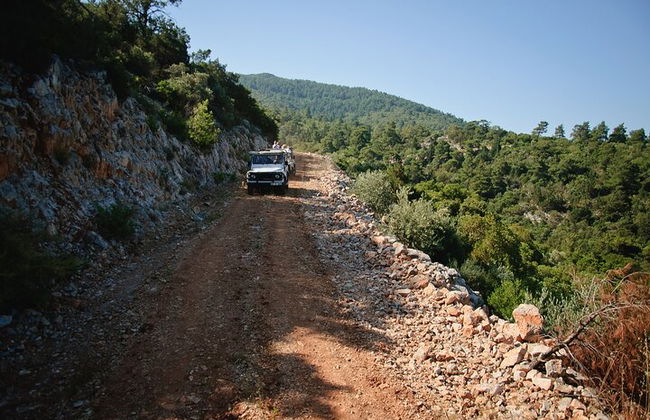 Safari in jeep sulle montagne Alanya Taurus e pranzo al fiume Dimcay - Foto 5