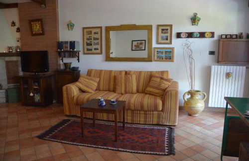 The Flowers' House - Photo 31