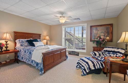 Blue Door - Entertainment Area Downstairs With A Pool Table - Foto 34