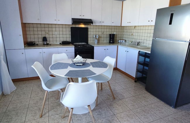 Overlooking the Tower - Photo 2