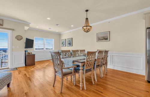 Rooftop Townhouse with 360 Views and Free Parking - Foto 42