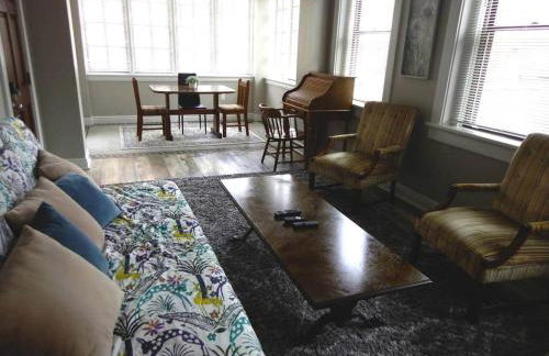 1 Bed, idyllic, stadiums, free parking, & Pets OK - Foto 3