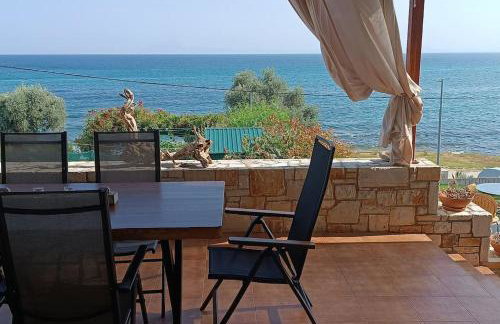 Thalassa Beach front villa - infinite sea view - Foto 3