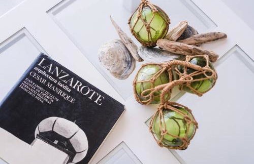 Casa Charcón Alto, en primera línea de mar - Best Villas Lanzarote - Photo 18