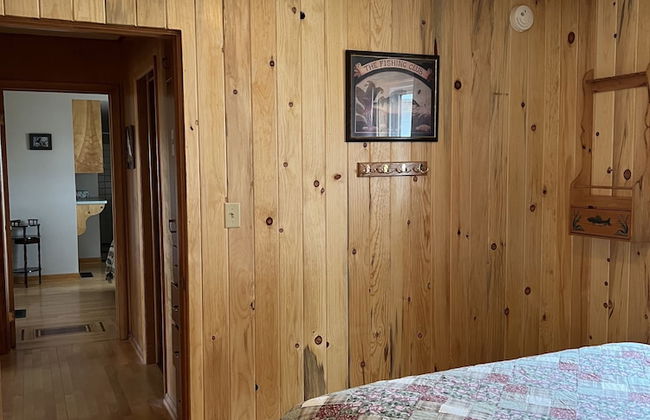 Sunset Pines Resort - Photo 6