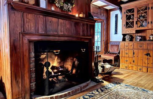 Enchanted Fox Dell Cottage - Foto 16