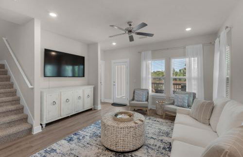 Sea Haven at Serenity - New large home with Golf Cart and game room just mins from Beach! - Foto 13
