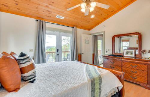 Lakemont Mountain Cabin with Game Room and Hot Tub! - Foto 30