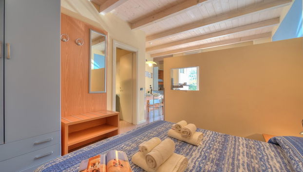 Blue Apartment Desenzano With Wifi - Foto 2, Habitación