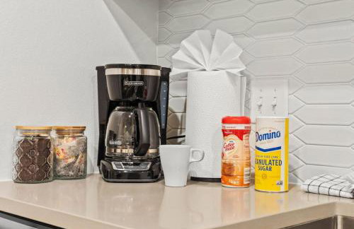 Luxurious New Unit 1Bd1Ba Pool, Golf Sim - Foto 18