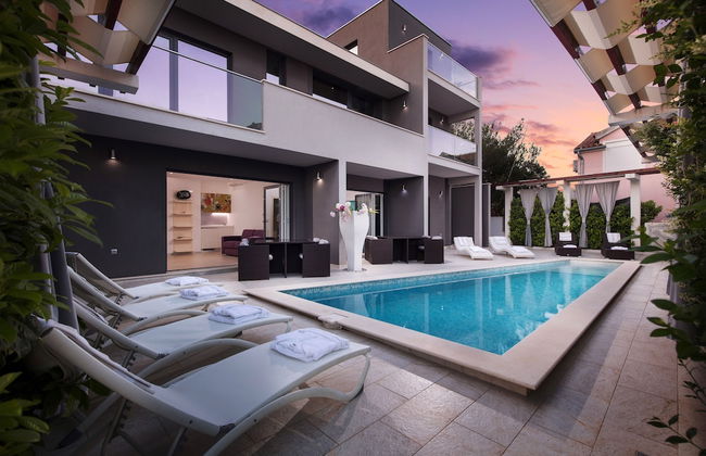 Villa Martinis - Photo 20