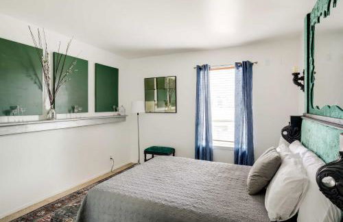 Chic Dallas Condo with Pool, Walk to Knox Street! - Foto 17