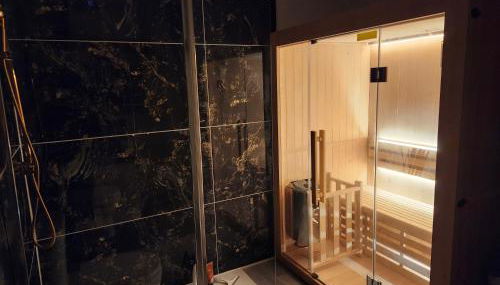 F2 de plein pied avec sauna, jardin et parking privé - proche gare et commerces - Photo 3, Shower