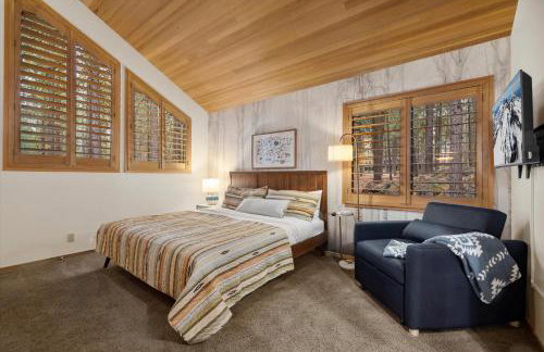 Treehouse Cabin Hot Tub Sauna Game Room - Foto 36