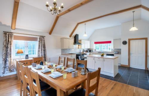 Holiday Home Mountain View Lodge by Interhome - Photo 9