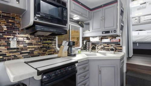 Harley Davidson Ranch Glampling With Kids Play Zone - Foto 4, minibar