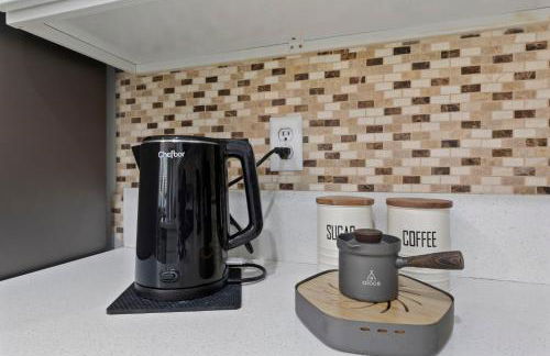 ZEN - A home away from home and in HEART of Las Vegas - Foto 12